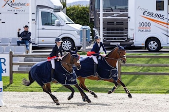 Full norsk pott i laghoppingene